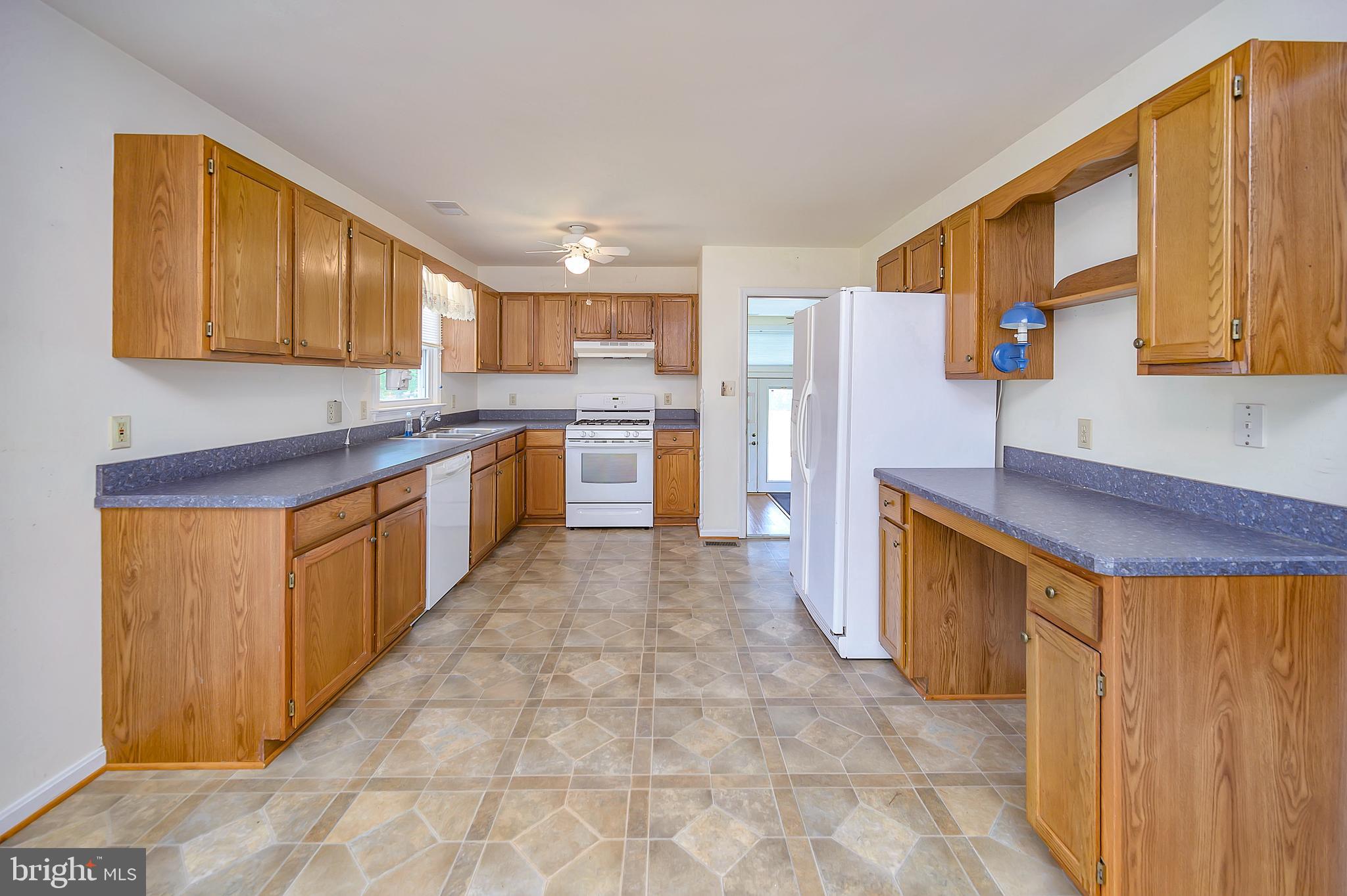 4286 Comanche Ridge King George, VA 22485 - Photo 16 of 44 Gallery Image 16