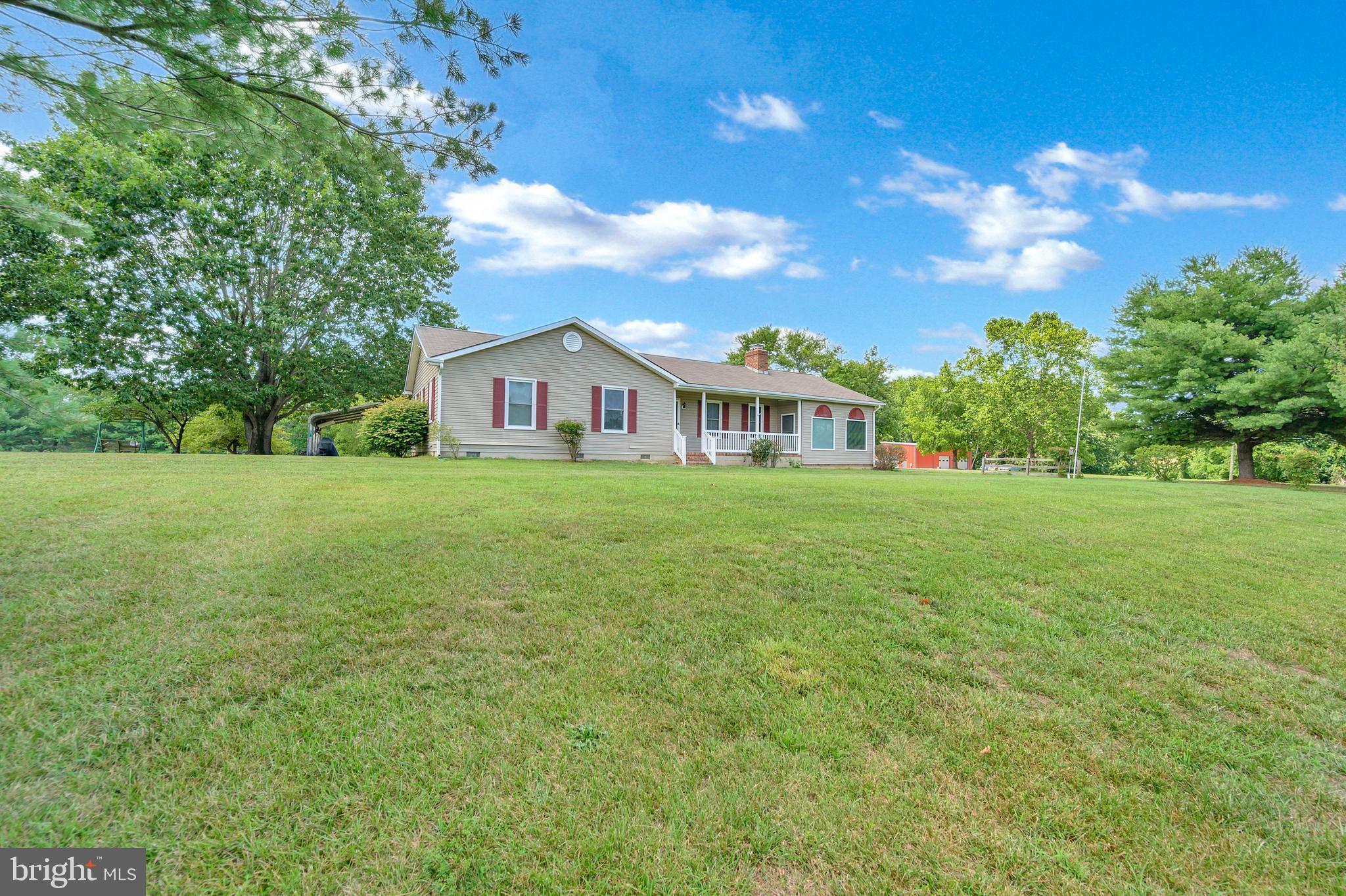 4286 Comanche Ridge King George, VA 22485 - Photo 3 of 44 Gallery Image 3
