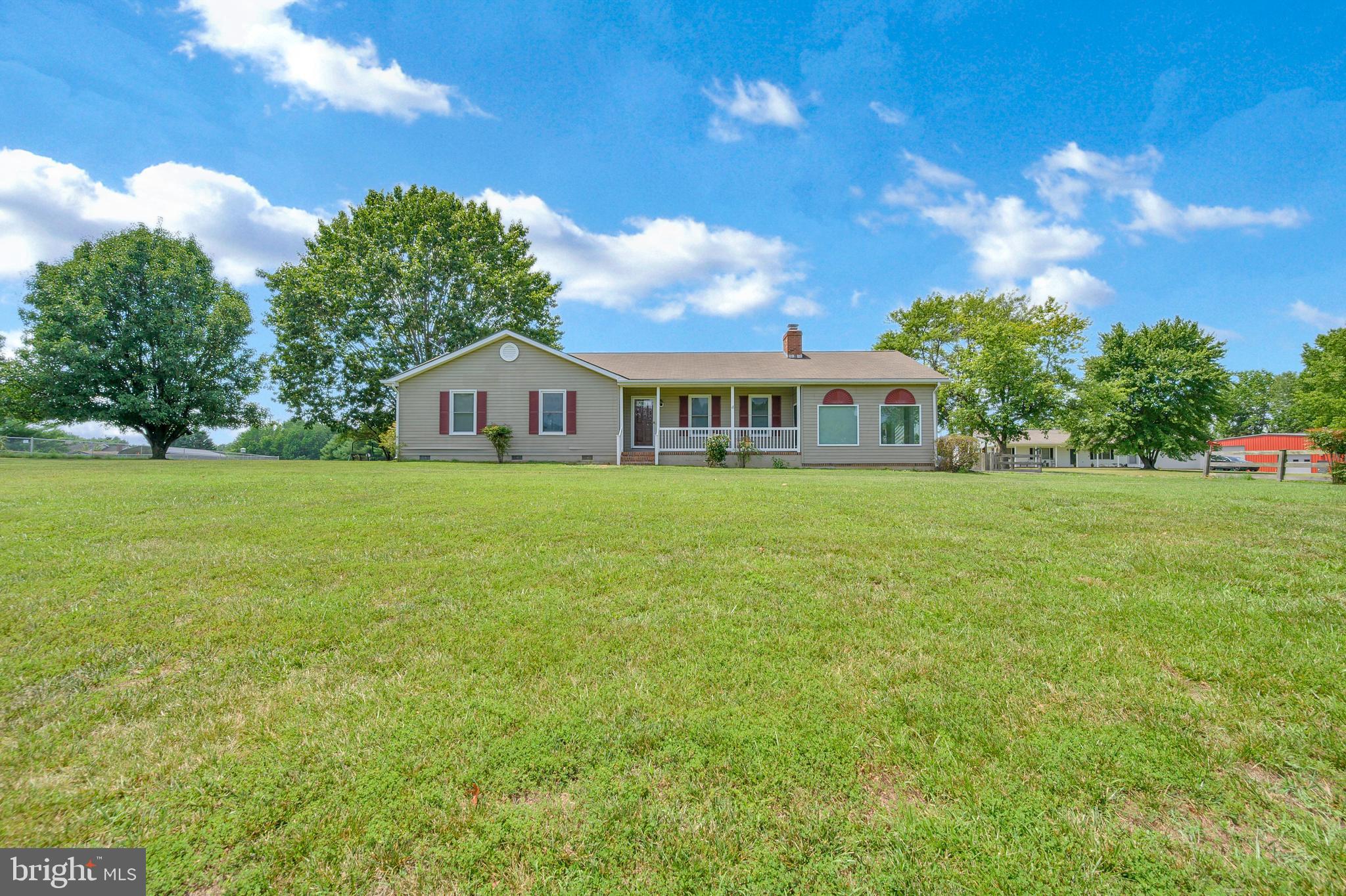4286 Comanche Ridge King George, VA 22485 - Photo 5 of 44 Gallery Image 5