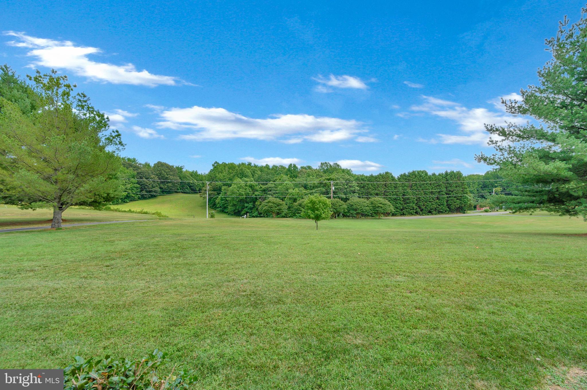 4286 Comanche Ridge King George, VA 22485 - Photo 6 of 44 Gallery Image 6