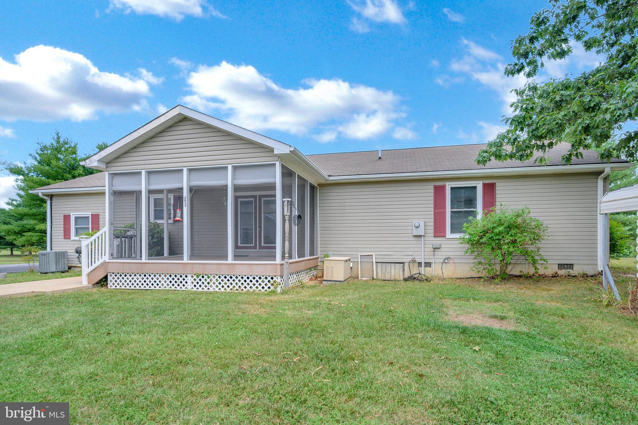 4286 Comanche Ridge King George, VA 22485 - Photo 8 of 44 Gallery Image 8