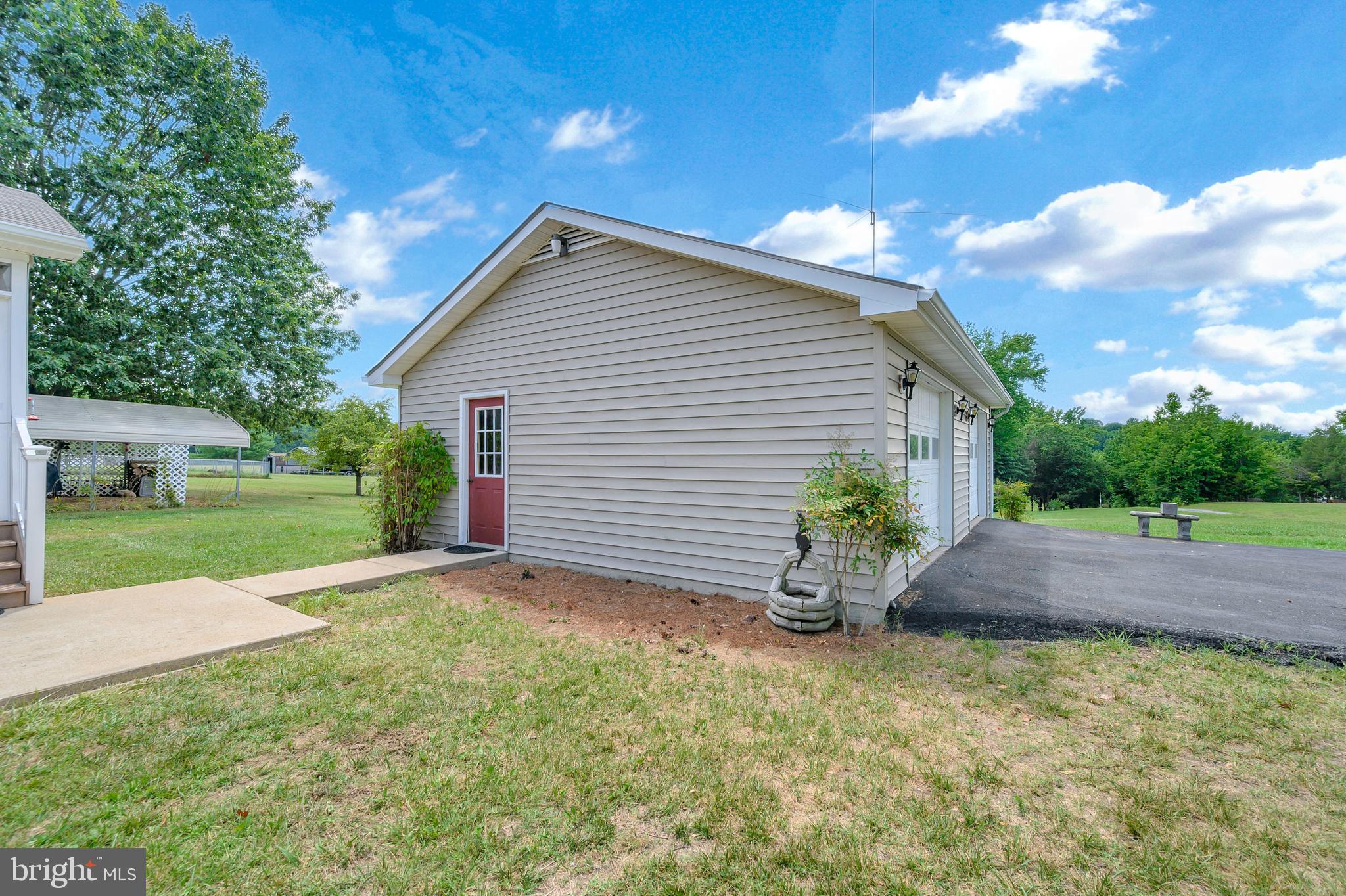 4286 Comanche Ridge King George, VA 22485 - Photo 10 of 44 Gallery Image 10