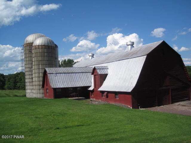72 Valley Ridge Road Honesdale, PA 18431 - Photo 10 of 72 4 DAIRY BARN