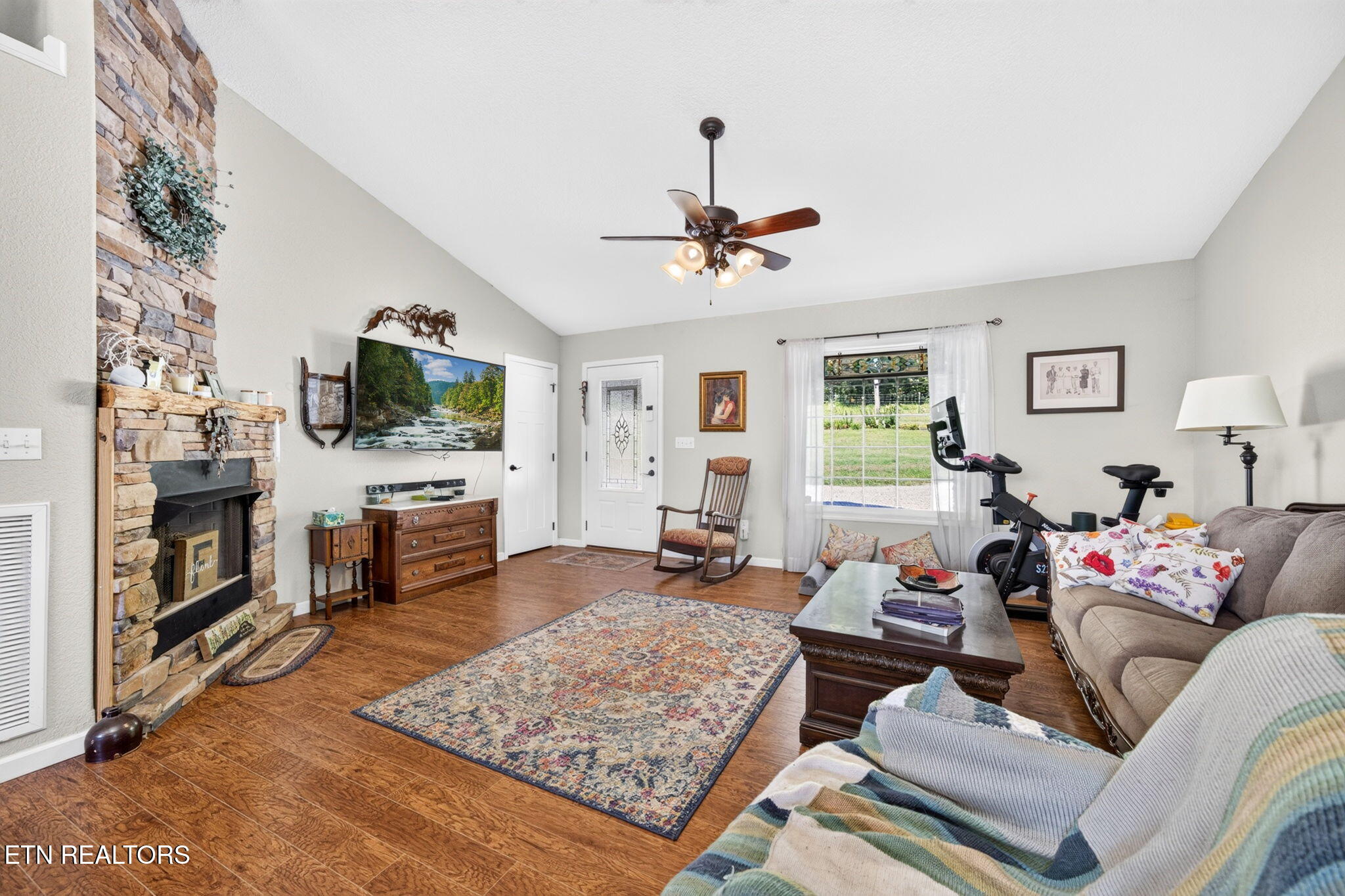 1252 Shellotte Loop Pall Mall, TN 38577 - Photo 26 of 60 30-web-or-mls-1252 Shellotte Loop_149_TN
