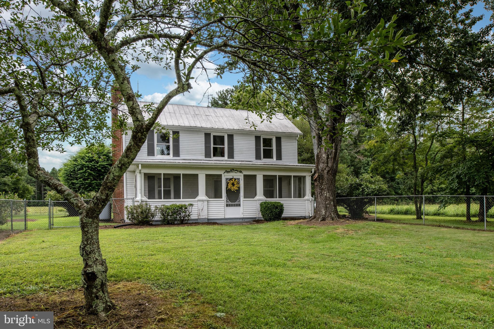 15390 Round Hill Road King George, VA 22485 - Photo 11 of 104 Yesteryear's charm with today's conveniences!