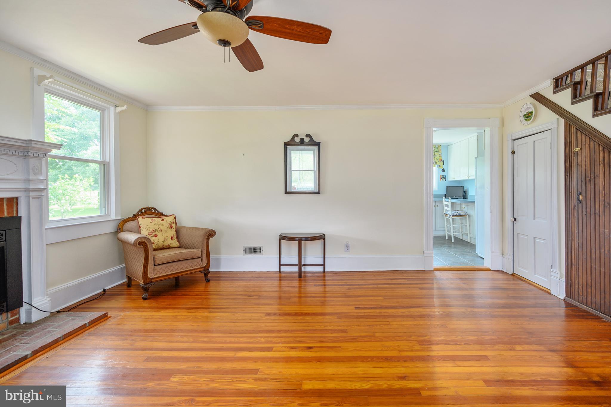 15390 Round Hill Road King George, VA 22485 - Photo 47 of 104 All new windows! Crown molding throughout!