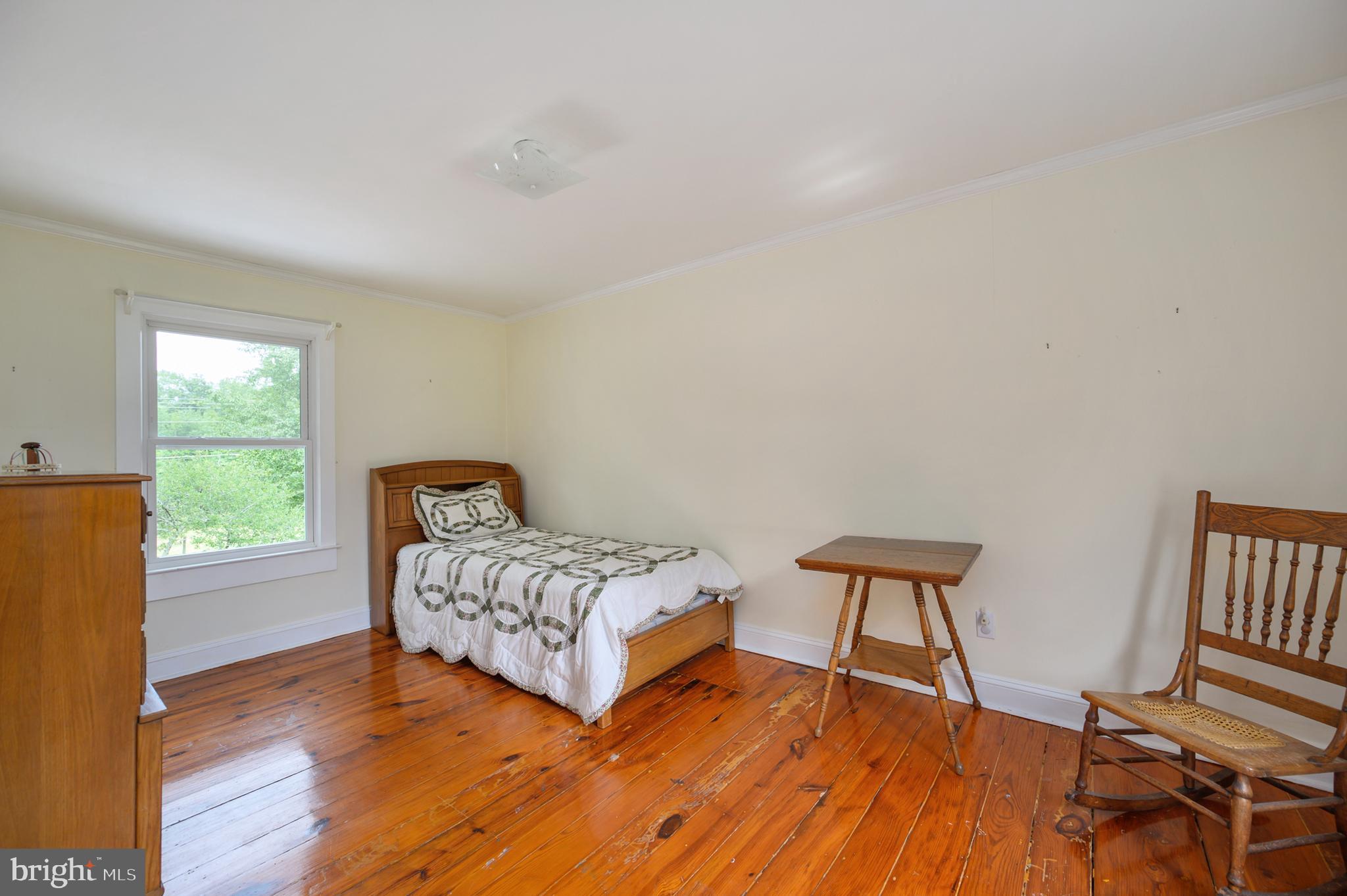 15390 Round Hill Road King George, VA 22485 - Photo 67 of 104 Spacious room currently used as bedroom (ntc).