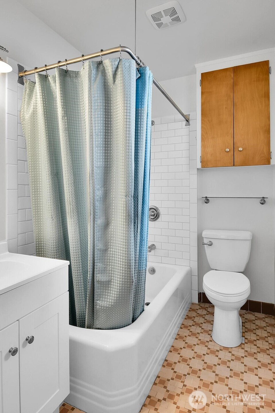 4130 36th Avenue Southwest Seattle, WA 98126 - Photo 15 of 22