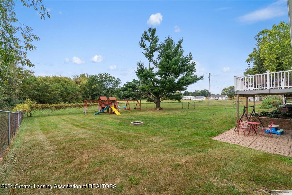 203 West Herbison Road Dewitt, MI 48820 - Photo 26 of 40 17-Media Jett - 16