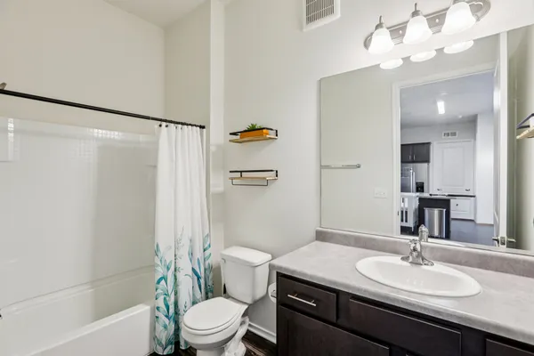 $214,000 | 8601 West Gate Boulevard, Unit 4104, Austin, TX 78745