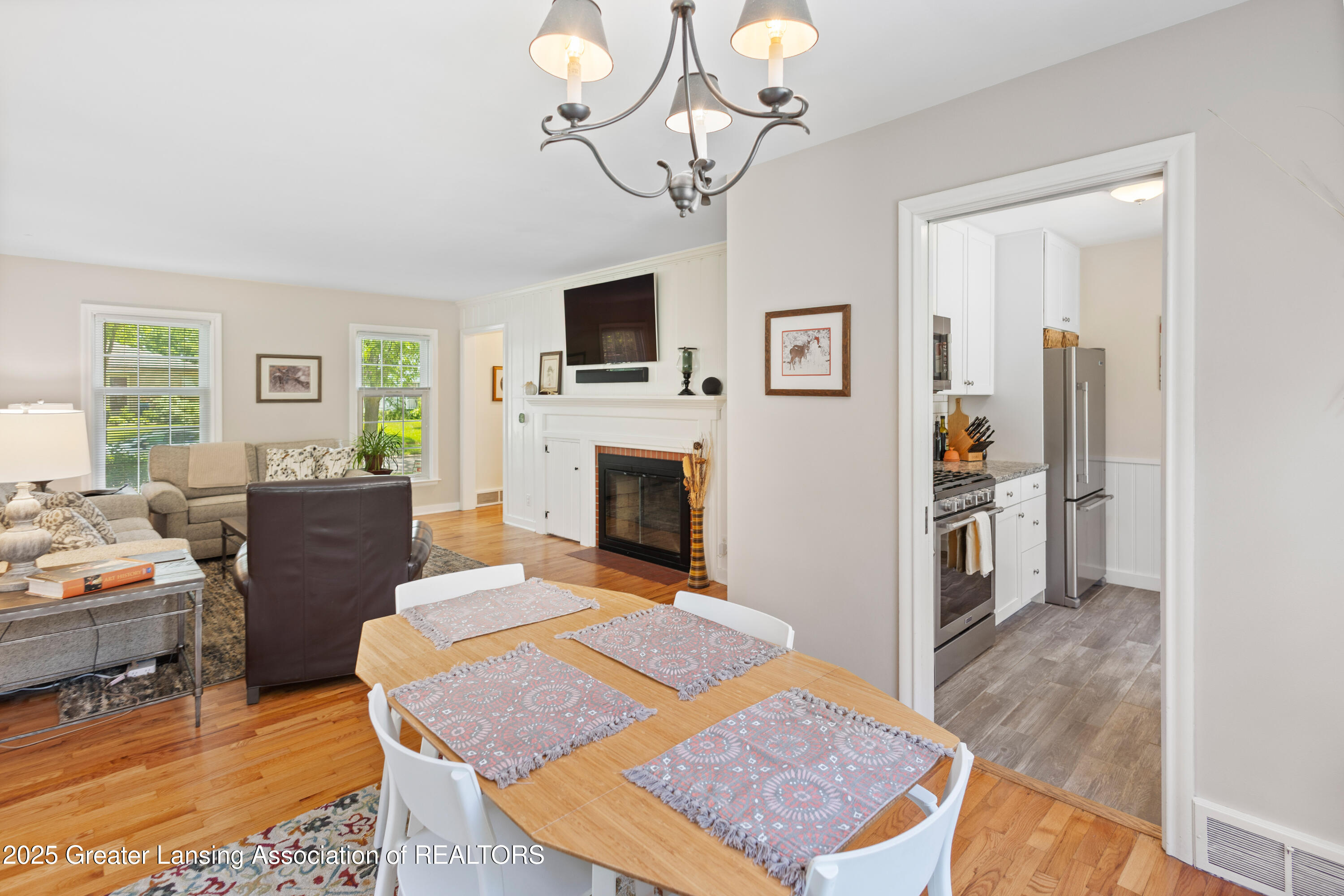 1432 Harvard Road East Lansing, MI 48823 - Photo 13 of 49 HARVARD-11