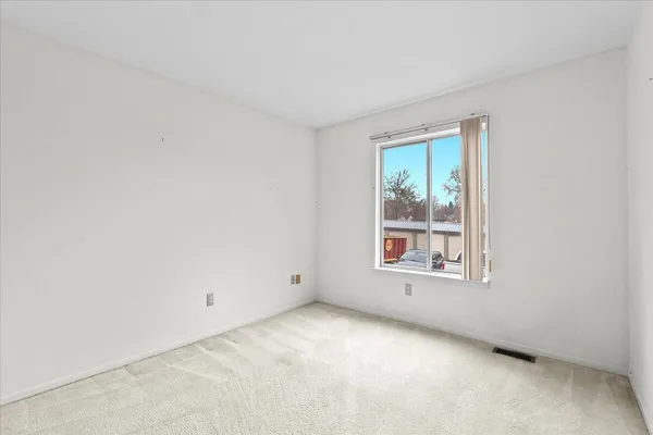 $186,000 | 44750 Bayview Drive, Unit 37, Novi, MI 48377