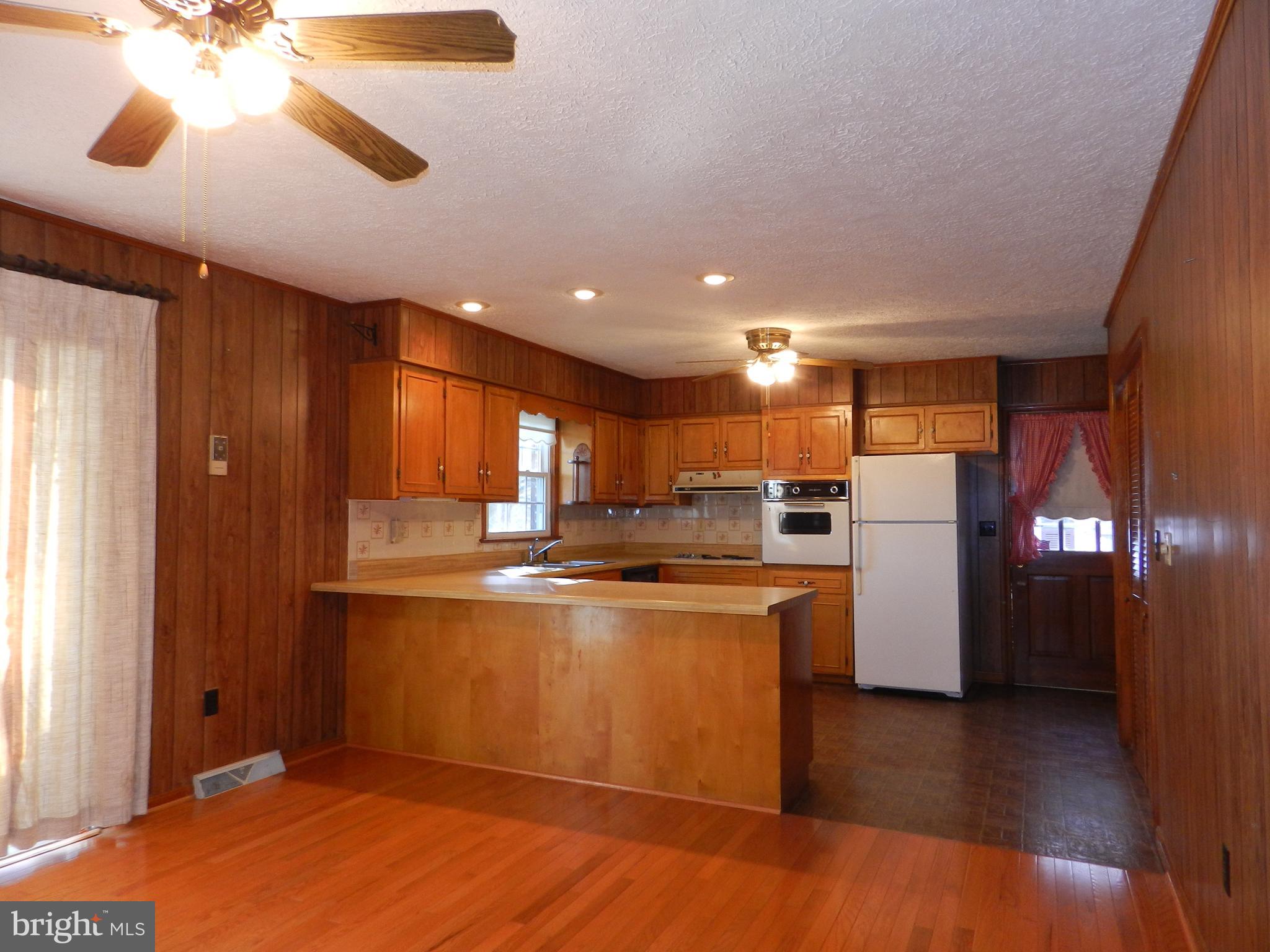 11269 Old Stillhouse Road Boston, VA 22713 - Photo 4 of 77 Kitchen