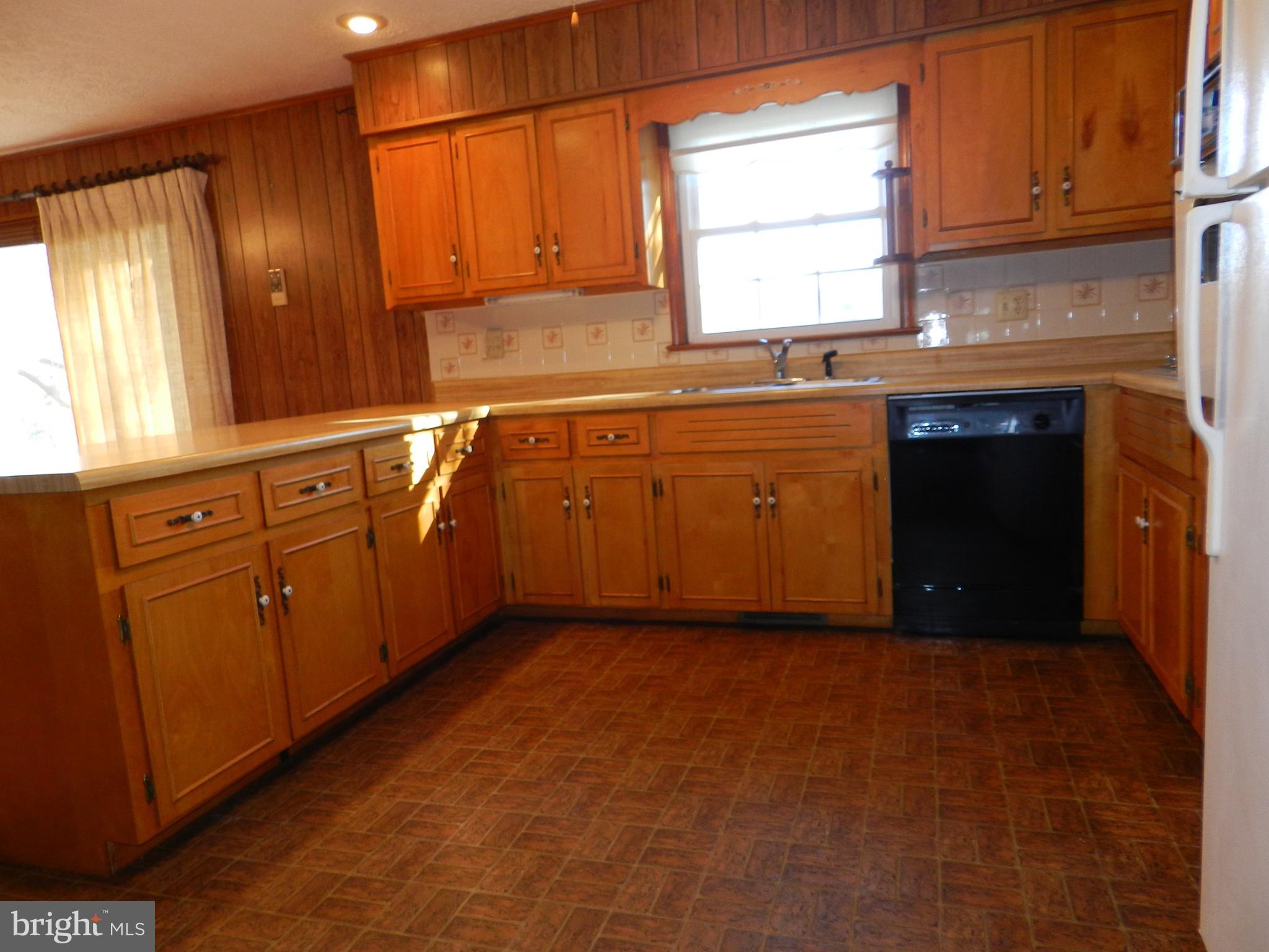 11269 Old Stillhouse Road Boston, VA 22713 - Photo 36 of 77 Kitchen