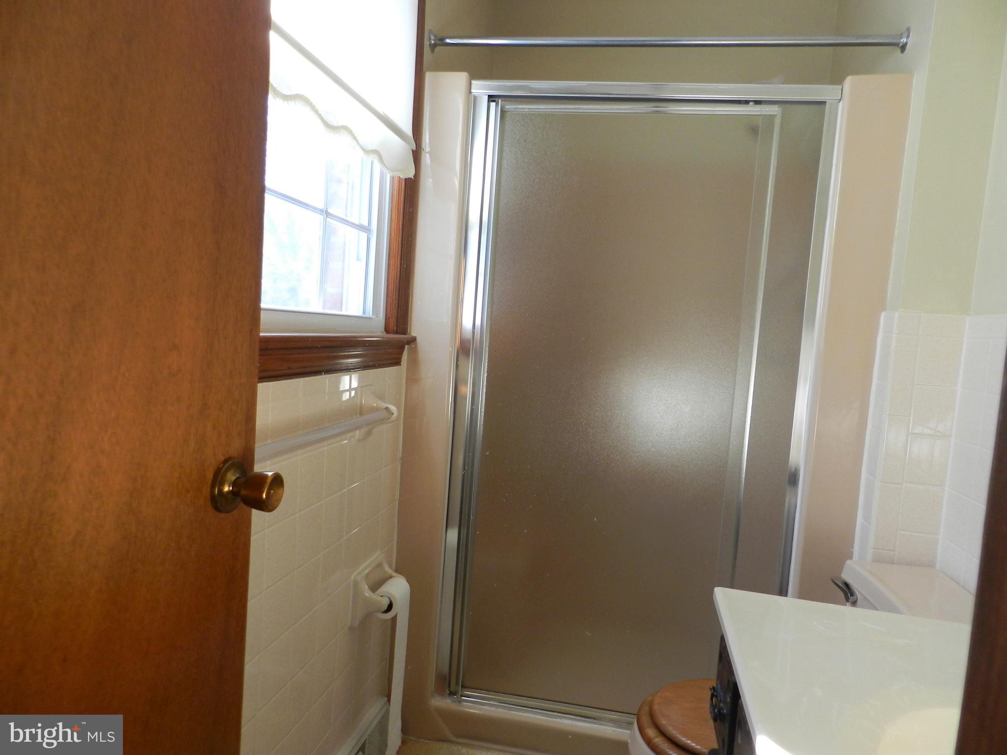 11269 Old Stillhouse Road Boston, VA 22713 - Photo 44 of 77 Master Bath