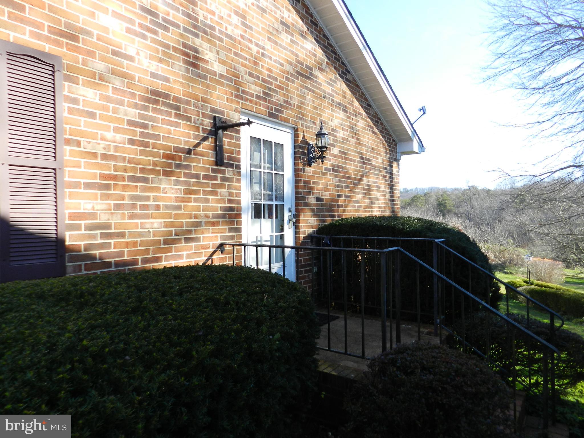 11269 Old Stillhouse Road Boston, VA 22713 - Photo 75 of 77 Kitchen Entry