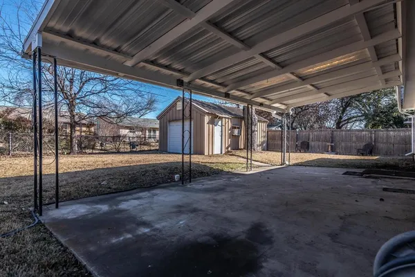 $2,400 | 12118 Brisbane Avenue, Farmers Branch, TX 75234