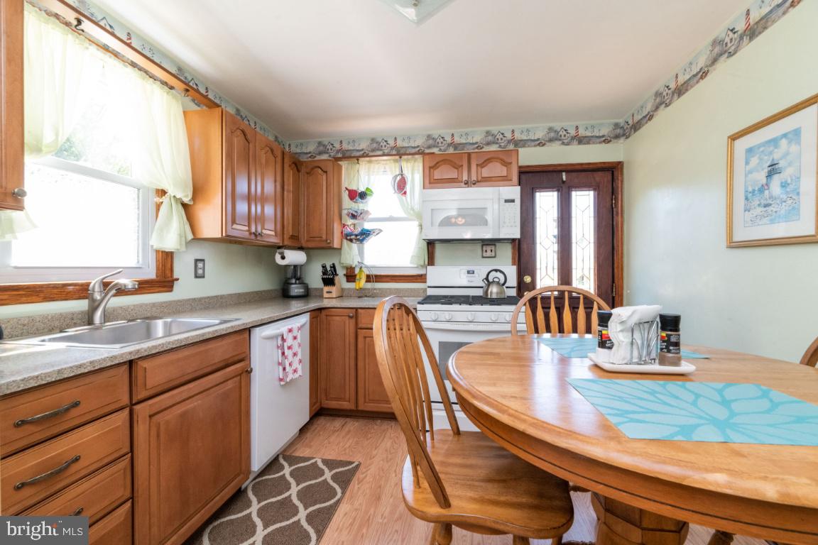 519 Cresswell Road Baltimore, MD 21225 - Photo 11 of 40 Kitchen