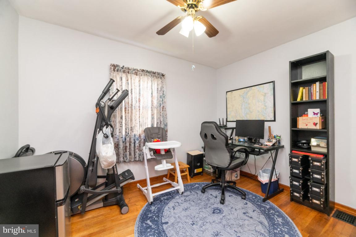 519 Cresswell Road Baltimore, MD 21225 - Photo 18 of 40 Gallery Image 18