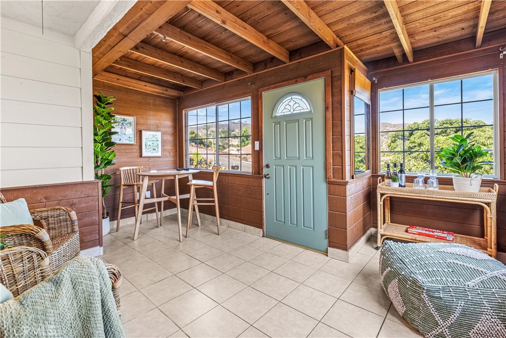 8841 Gardena Way Lakeside, CA 92040 - Photo 16 of 41 Relax in the sunroom with friends and family