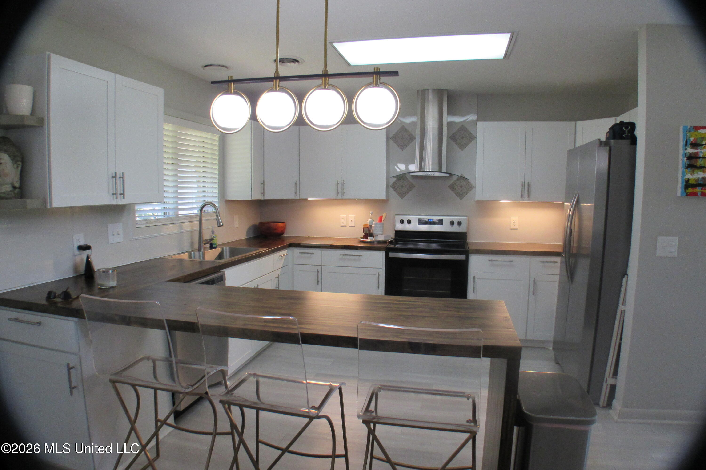 407 Spike Ridge Canton, MS 39046 - Photo 13 of 36 kitchen