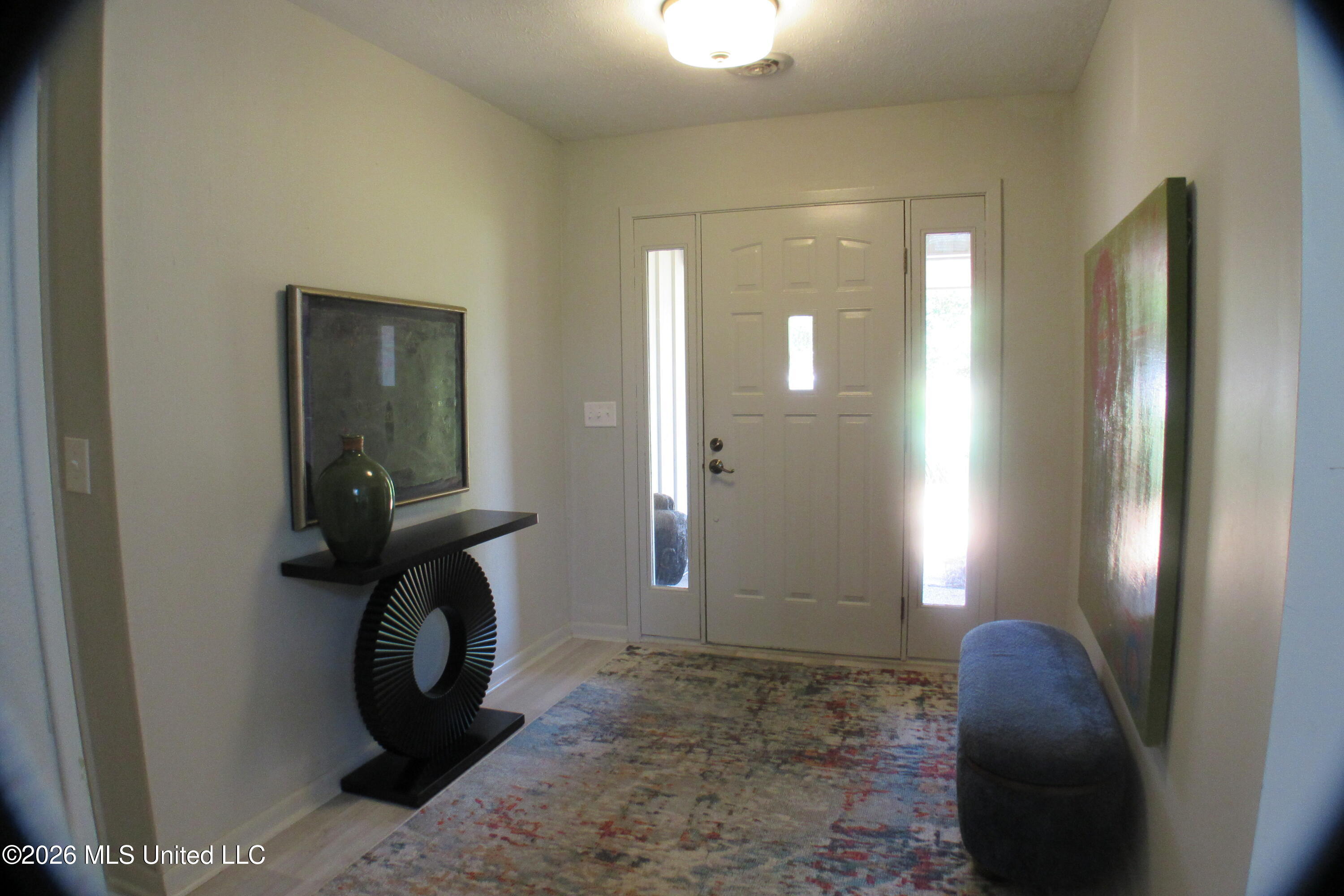 407 Spike Ridge Canton, MS 39046 - Photo 4 of 36 foyer