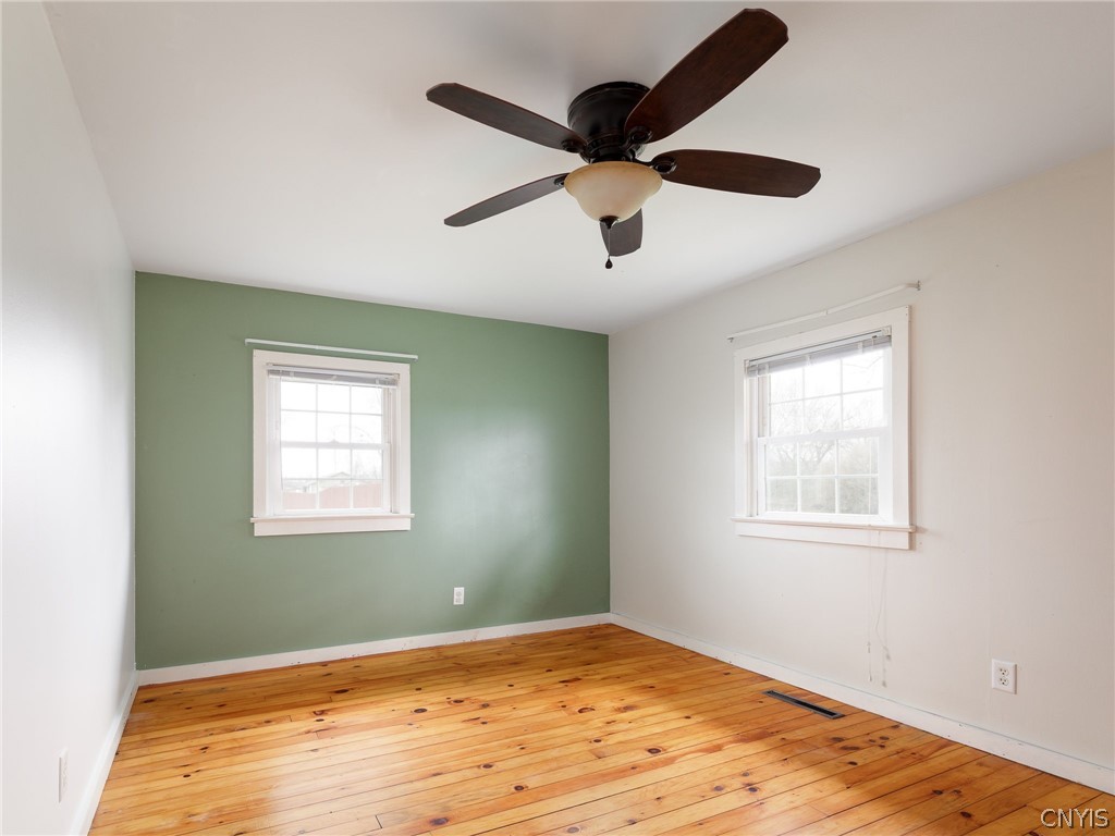 28095 Old Town Springs Road Lyme, NY 13622 - Photo 20 of 48 Bedroom