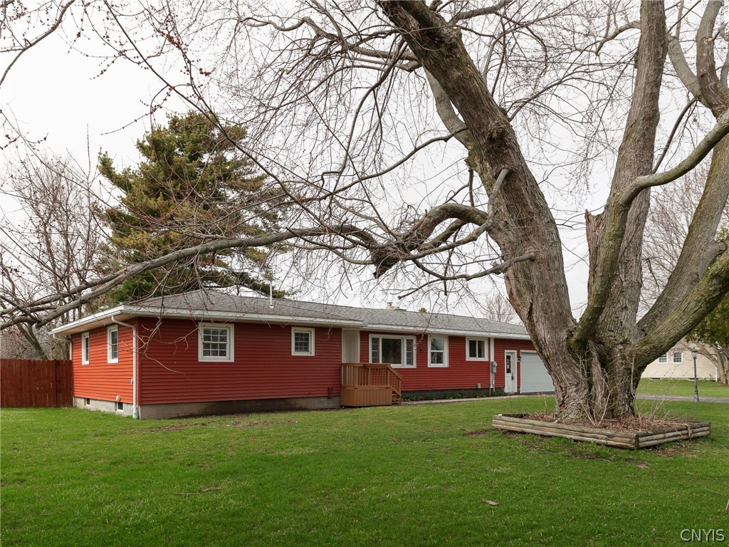 28095 Old Town Springs Road Lyme, NY 13622 - Photo 2 of 48