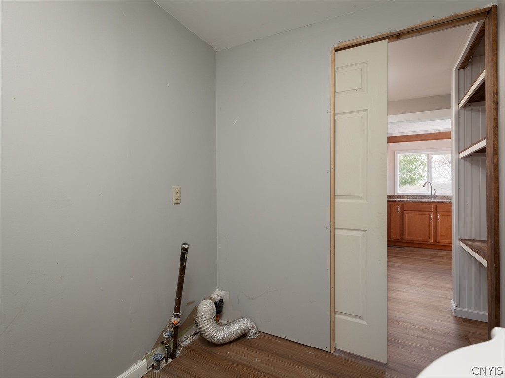 28095 Old Town Springs Road Lyme, NY 13622 - Photo 25 of 48 Half bath/Laundry