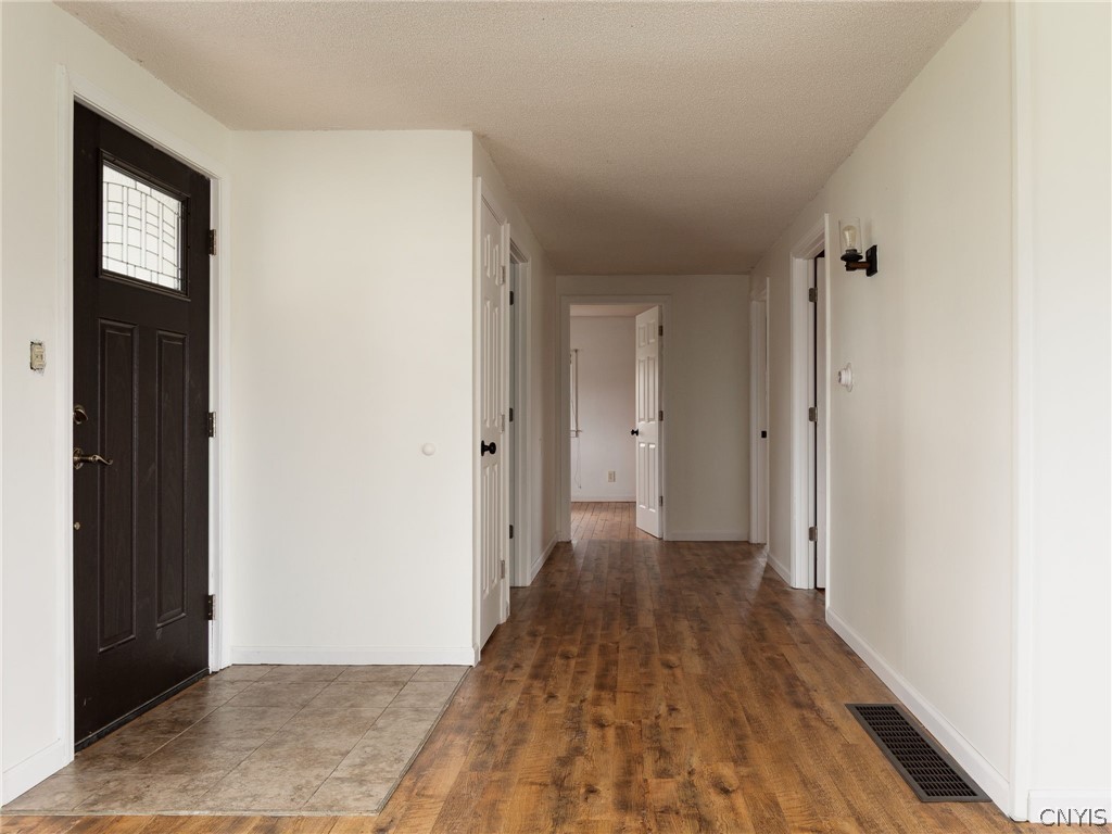 28095 Old Town Springs Road Lyme, NY 13622 - Photo 4 of 48