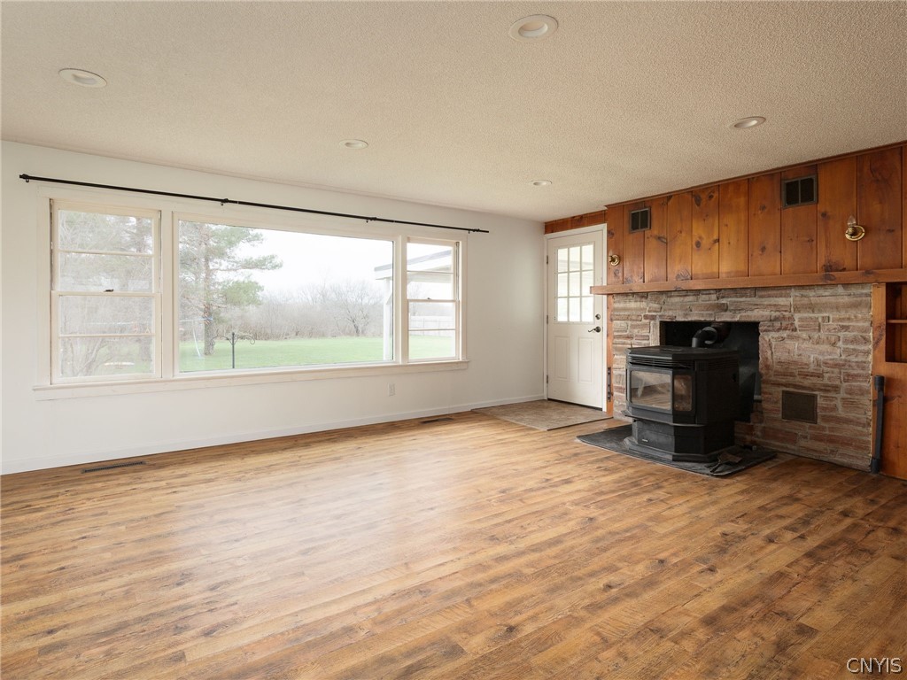 28095 Old Town Springs Road Lyme, NY 13622 - Photo 7 of 48