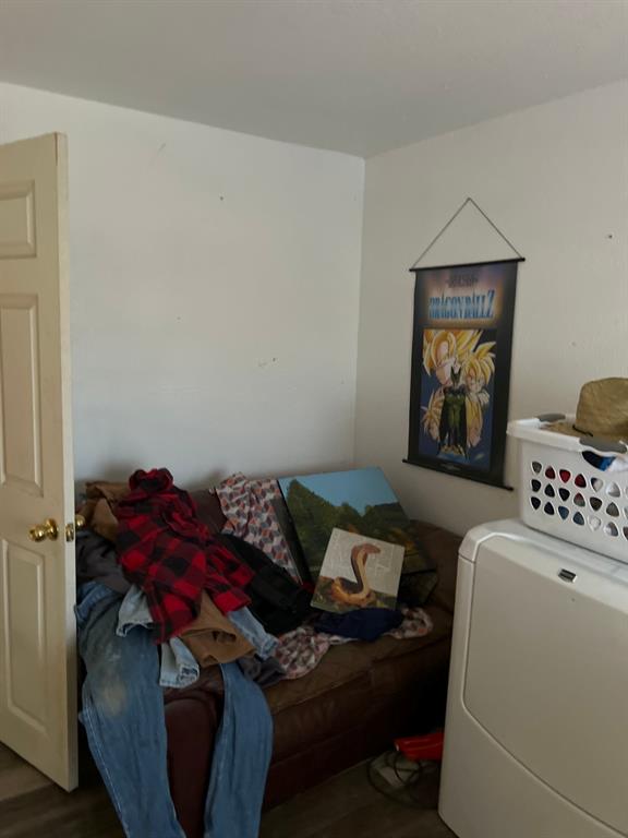 908 Fir Street Plainview, TX 79072 - Photo 6 of 25