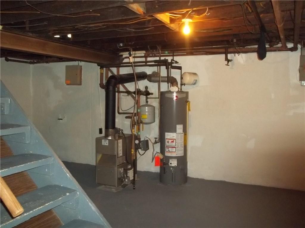279 McCoy Road McKees Rocks, PA 15136 - Photo 19 of 32 a view of storage and utility room