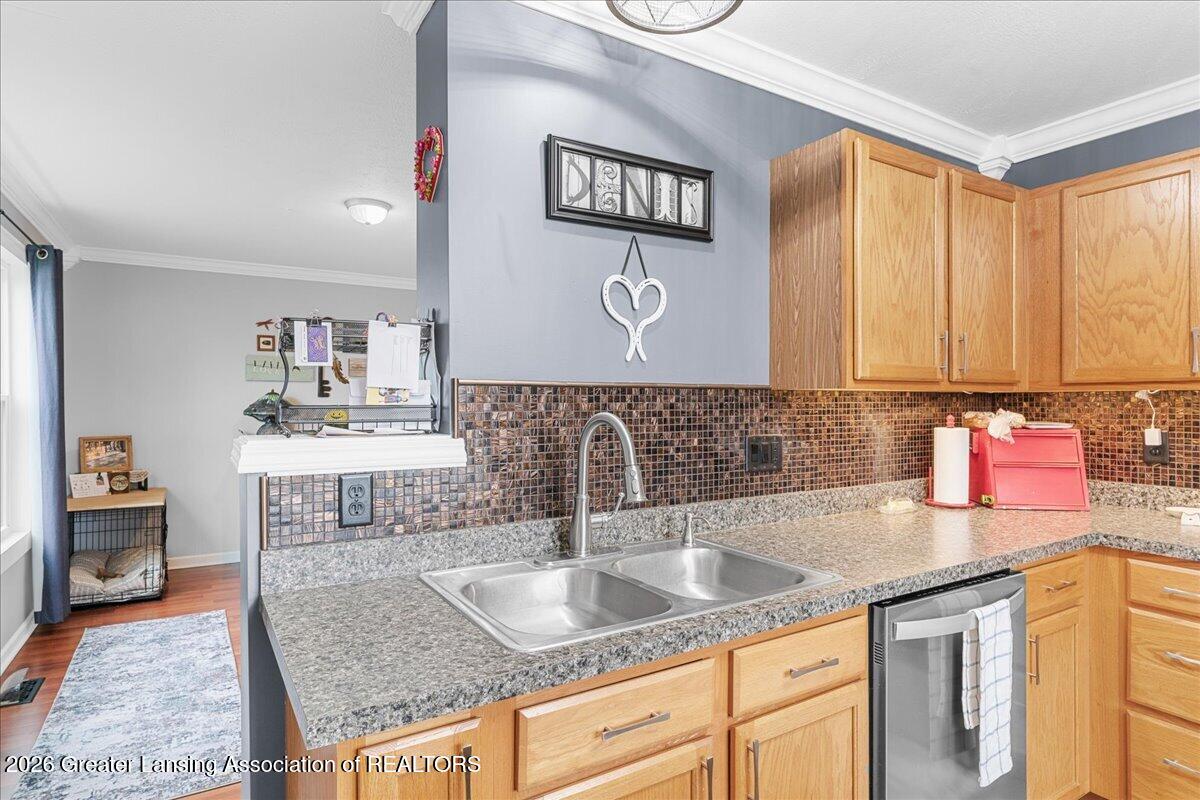 8789 Justonian Way Dimondale, MI 48821 - Photo 15 of 45 21-Media Jett - 39