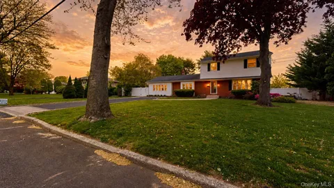 $999,000 | 30 Sarina Drive, Commack, NY 11725