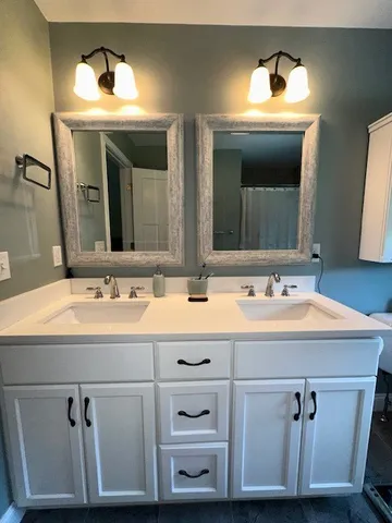 $3,600 | 270 Station Street, Coventry, RI 02816