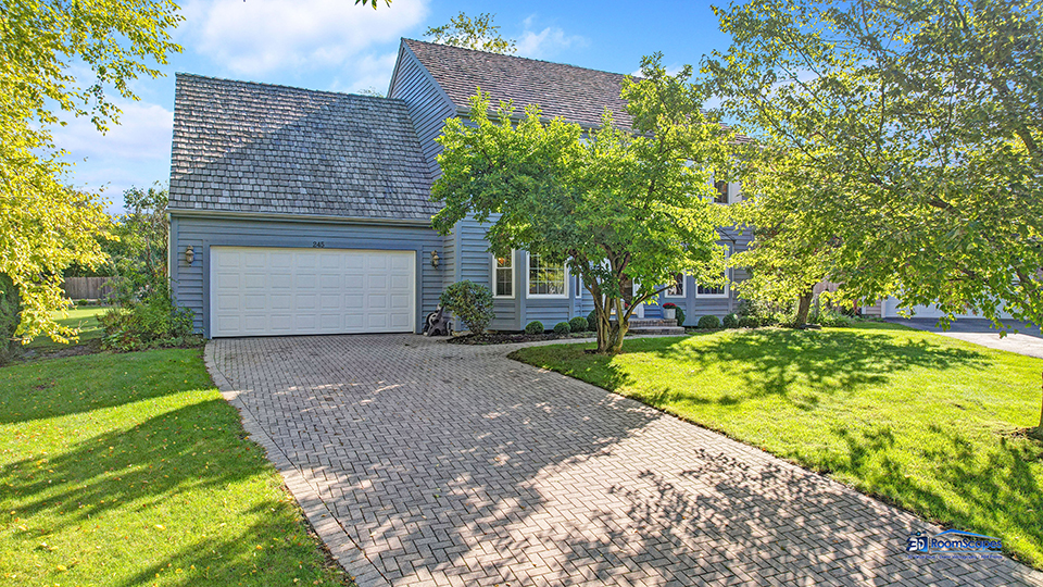 245 Pilgrims Path Gurnee, IL 60031 - Photo 33 of 54 a view of a backyard with large trees