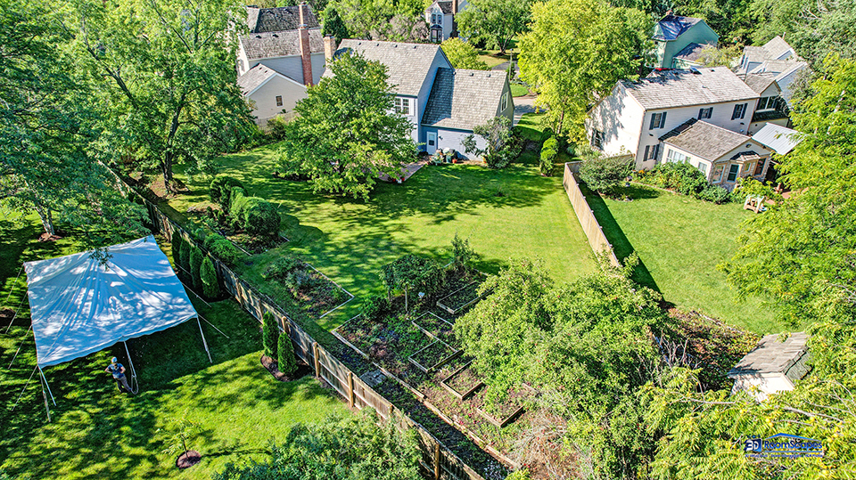 245 Pilgrims Path Gurnee, IL 60031 - Photo 46 of 54 an aerial view of residential house with outdoor space and trees all around
