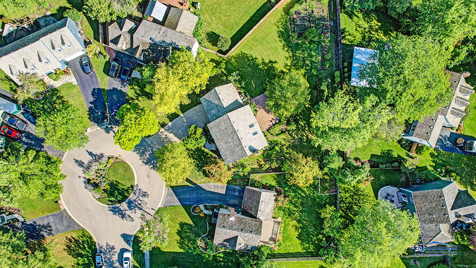 245 Pilgrims Path Gurnee, IL 60031 - Photo 48 of 54 an aerial view of a house with a yard and swimming pool
