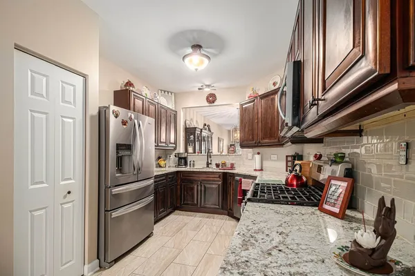 $389,000 | 363 Milano Drive, Unit 363, Cary, IL 60013