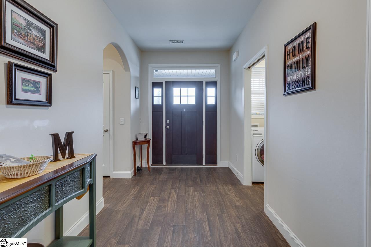 208 Downs Road Greenville, SC 29617 - Photo 6 of 31 Gallery Image 6