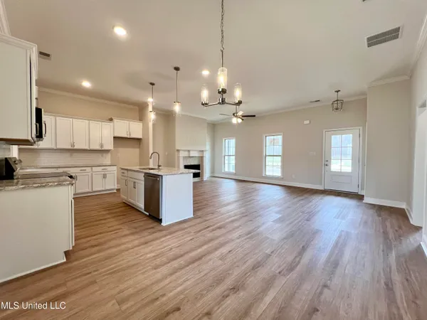 $359,900 | 2233 Scott Mdws Lane, Hernando, MS 38632