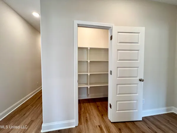 $359,900 | 2233 Scott Mdws Lane, Hernando, MS 38632