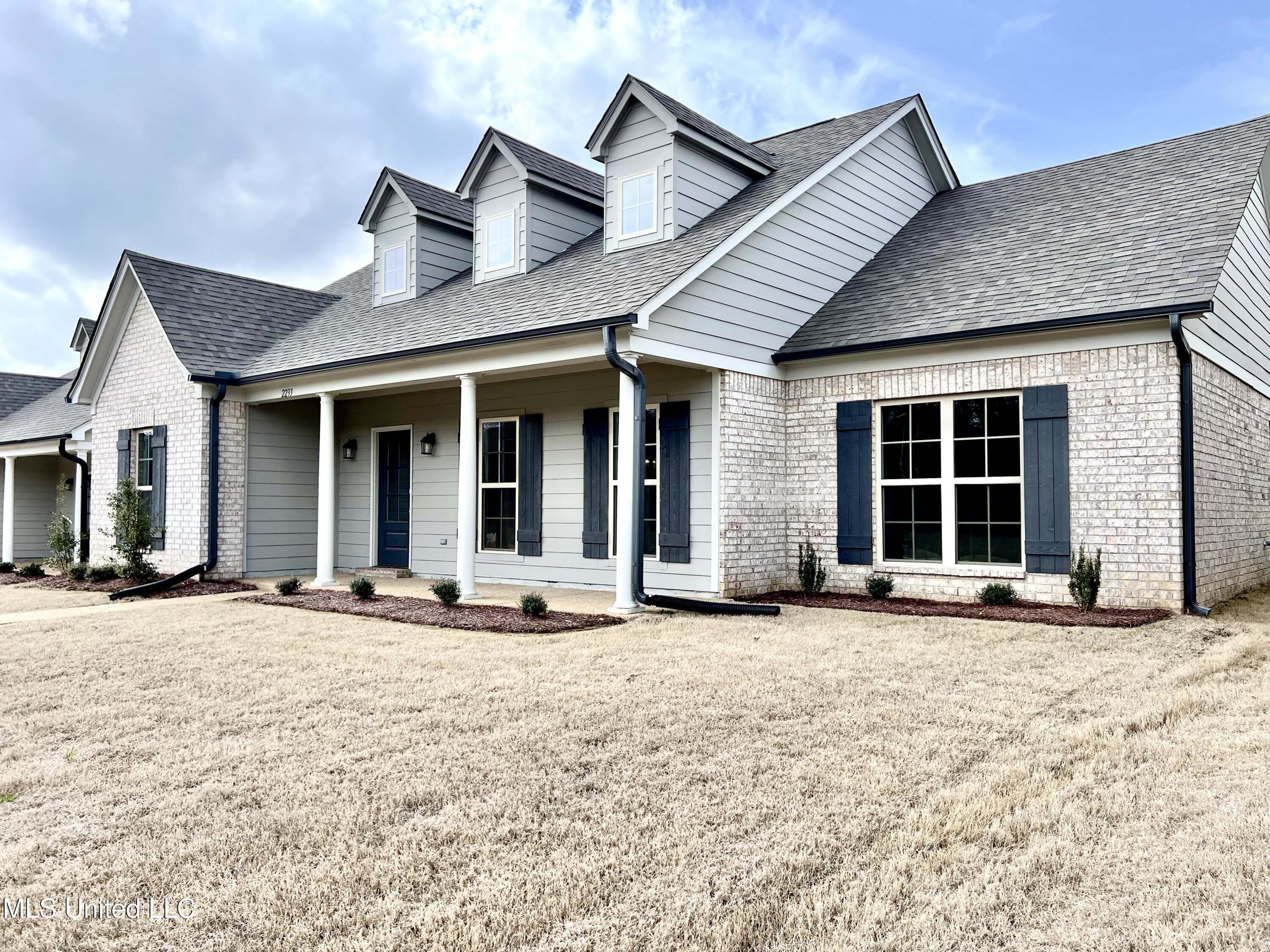 2233 Scott Mdws Lane Hernando, MS 38632 - Photo 2 of 25 IMG_6253