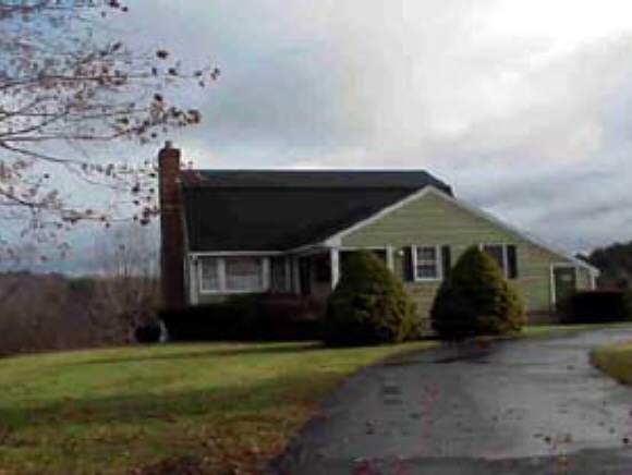 10 Sligo Road Rollinsford, NH 03869 - Photo 1 of 3 Gallery Image 1