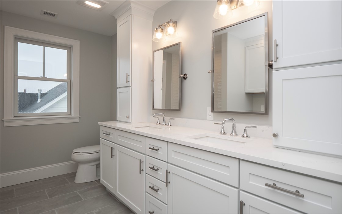 211 Morrison Avenue Middletown, RI 02842 - Photo 31 of 50