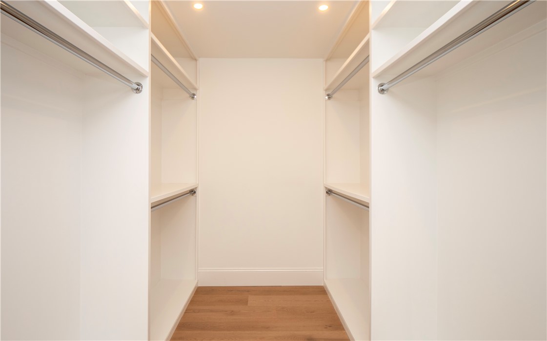 211 Morrison Avenue Middletown, RI 02842 - Photo 37 of 50