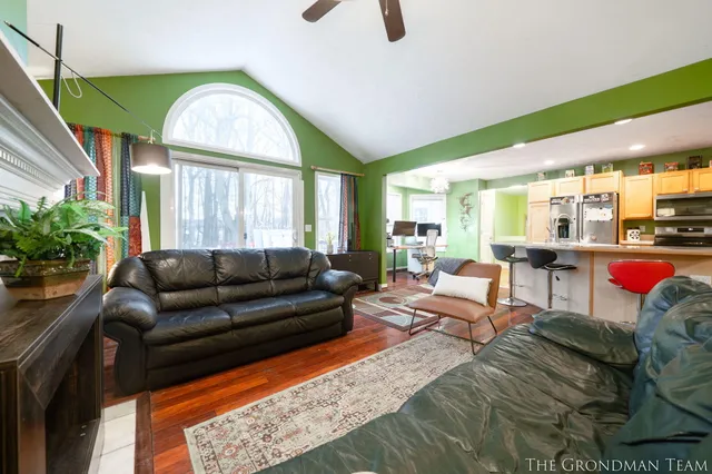 $415,000 | 975 Songbird Lane, Holland, MI 49423