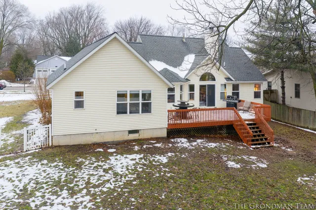 $415,000 | 975 Songbird Lane, Holland, MI 49423