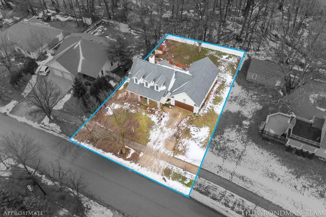 $415,000 | 975 Songbird Lane, Holland, MI 49423